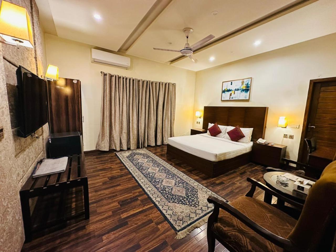 Shelton'S Rezidor Lahore Luaran gambar