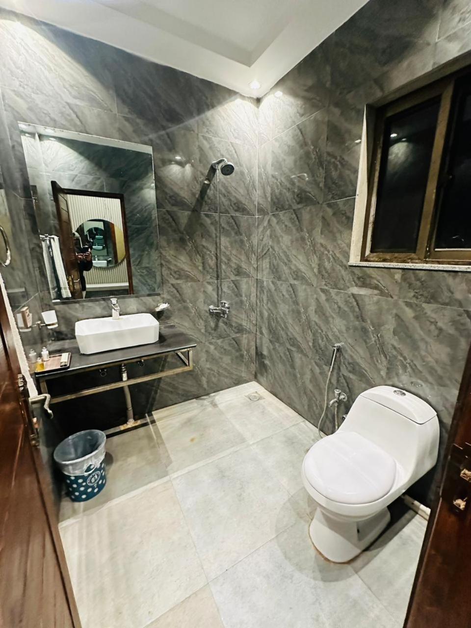 Shelton'S Rezidor Lahore Luaran gambar